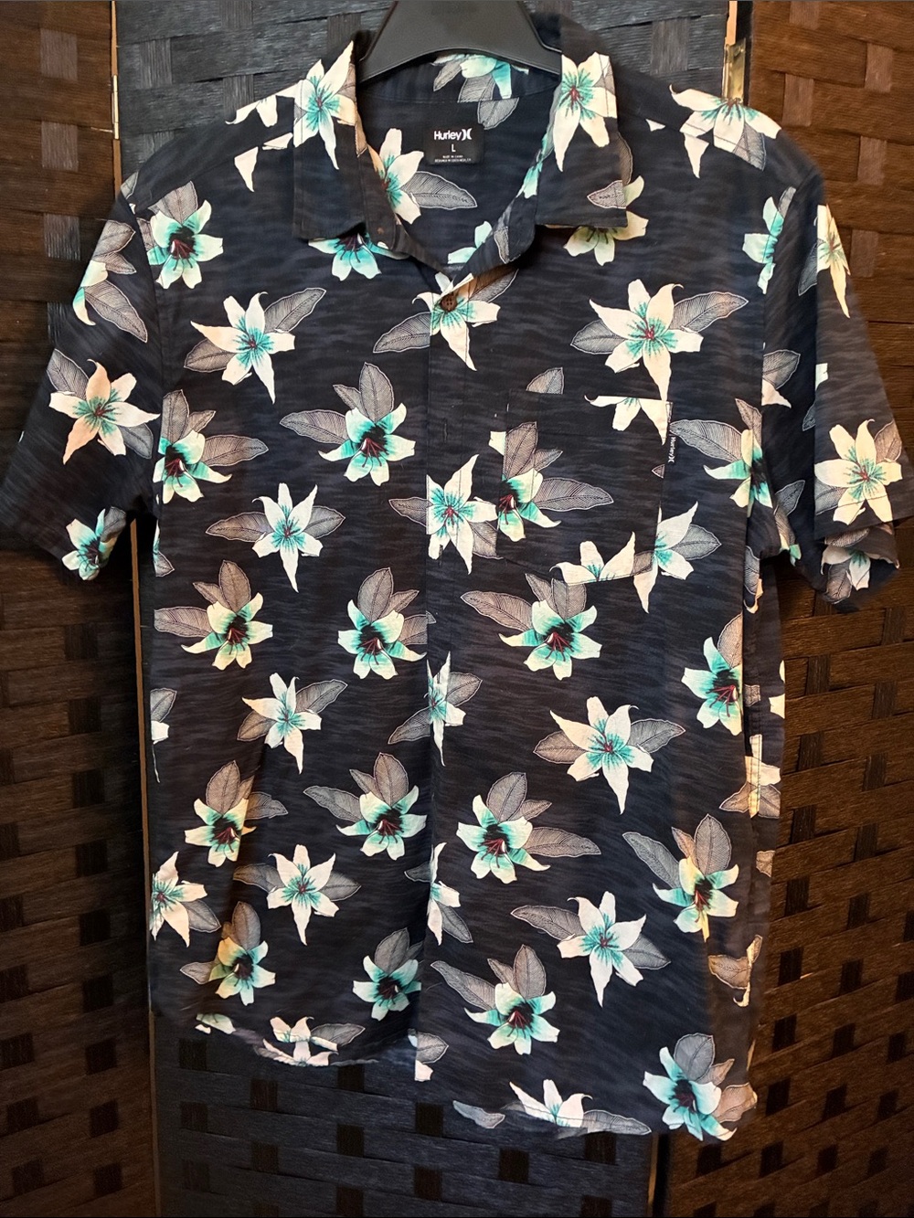 Hurley Navy Floral Short Sleeve Button-Down Shirt with Aqua Accents